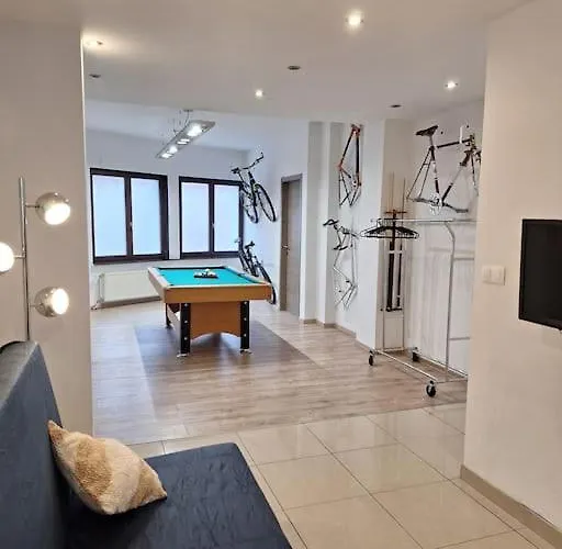 Peace And Quiet In Liege, Private And Bathroom Apartamento