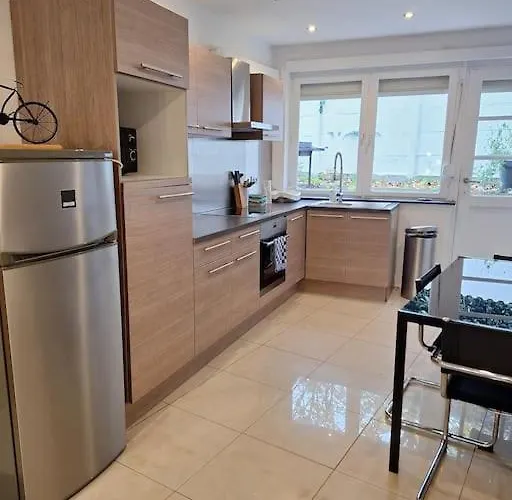 Peace And Quiet In Liege, Private And Bathroom * Lutych