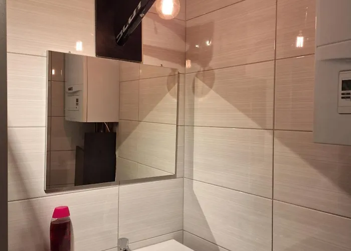 Peace And Quiet In Liege, Private And Bathroom Apartamento *